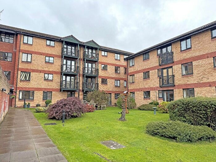 2 Bedroom Retirement Property For Sale In Tongdean Lane -, BN1