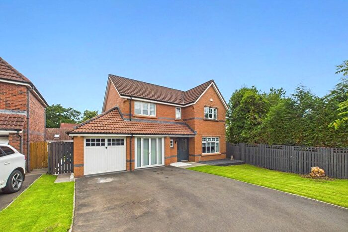 4 Bedroom Detached House For Sale In Swinburne Avenue, Blantyre, G72