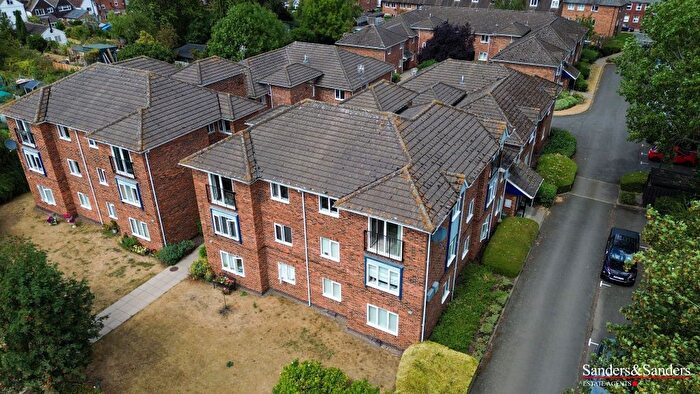 2 Bedroom Property For Sale In Corinthian Court, Alcester, B49