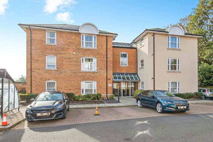 2 Bedroom Flat For Sale In Main Road, Harwich, CO12