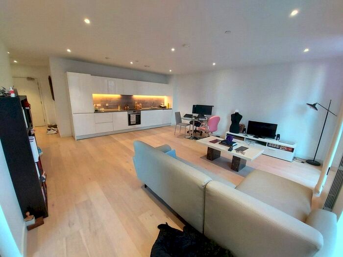 1 Bedroom Flat To Rent In Commodore House, Royal Wharf, London, E16
