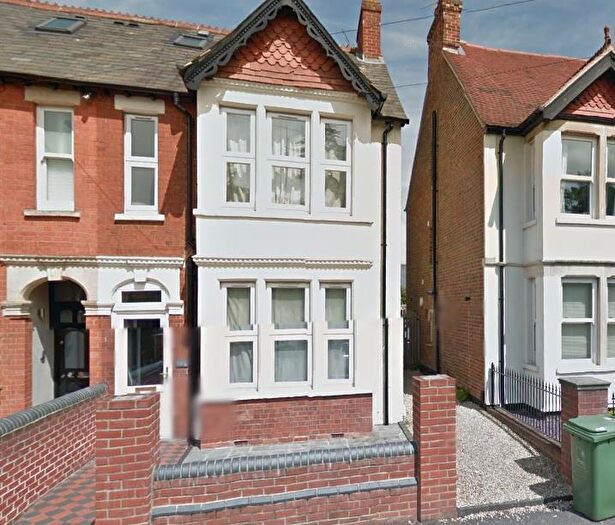 6 Bedroom Semi Detached House To Rent In Windmill Road, Headington, Hmo Ready Sharers, OX3