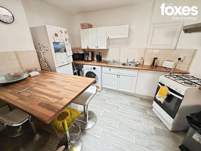 1 Bedroom Semi-Detached House To Rent In Flat, The Crescent, BH1