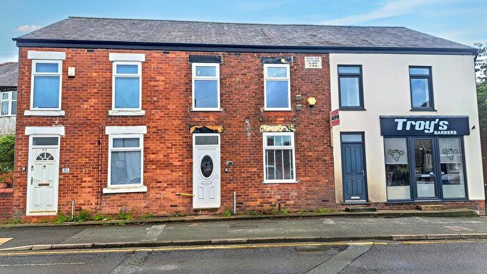 4 Bedroom Terraced House For Sale In Wigan Road, Westhoughton, Bolton, BL5