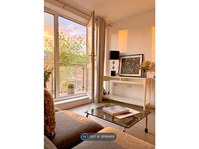 1 Bedroom Flat To Rent In The Junction, Slough, SL2