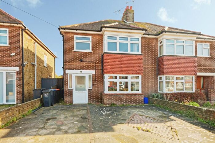 3 Bedroom Semi Detached House For Sale In Wilfred Road, Ramsgate, Kent, CT11
