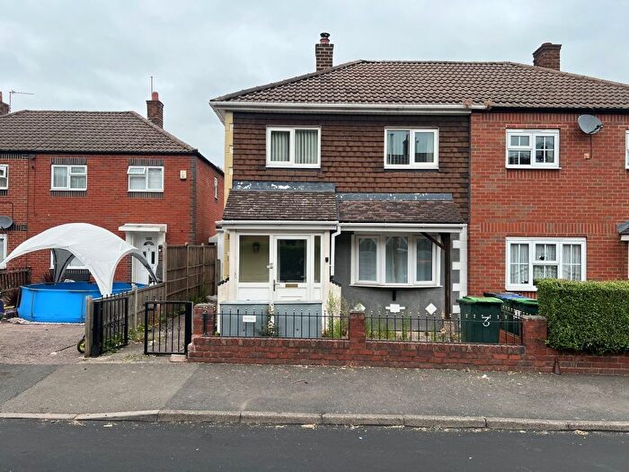 2 Bedroom Semi-detached House For Sale In Wordsworth Street, West Bromwich, B71
