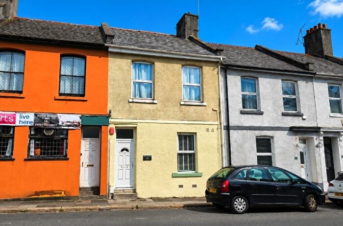 1 Bedroom Maisonette For Sale In Saltash Road, Plymouth, PL2