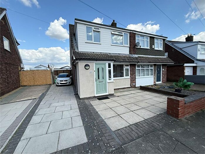 3 Bedroom Semi Detached House For Sale In Balmoral Avenue, St. Helens, WA9