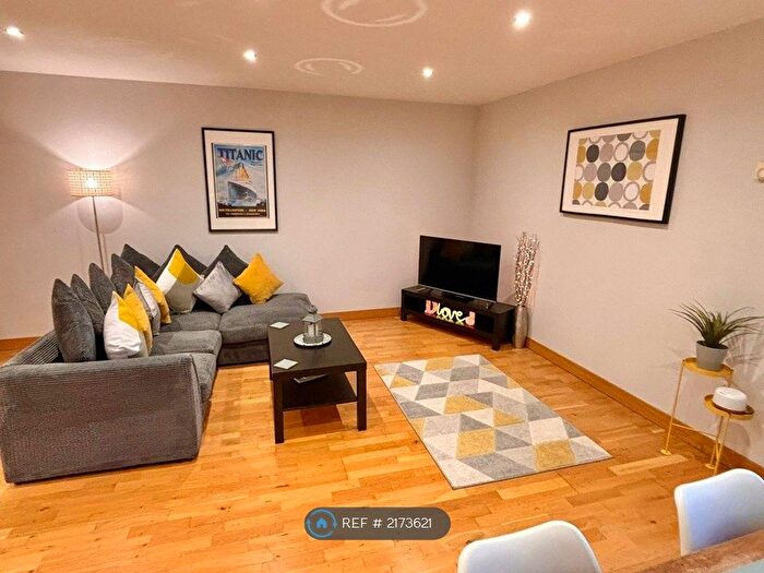 2 Bedroom Flat To Rent In Heron Place, Edinburgh, EH5