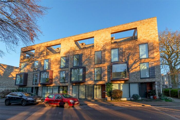 4 Bedroom Terraced House To Rent In Aberdeen Avenue, Cambridge CB2