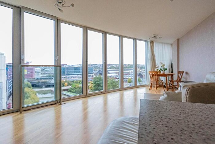 2 Bedroom Apartment To Rent In Glass Wharf, Bristol, BS2