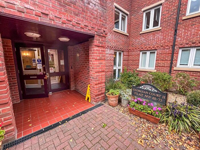1 Bedroom Flat For Sale In Georgian Court, Spalding, PE11