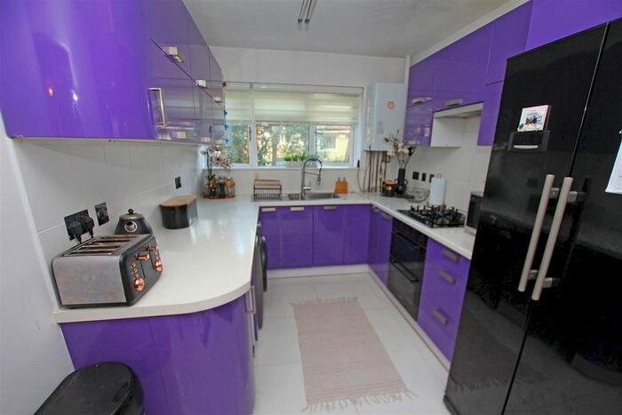 2 Bedroom Flat To Rent In Manor Road, Bournemouth, BH1