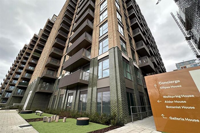 1 Bedroom Apartment To Rent In Ellipse House Eden Place, Royal Eden Docks, E16