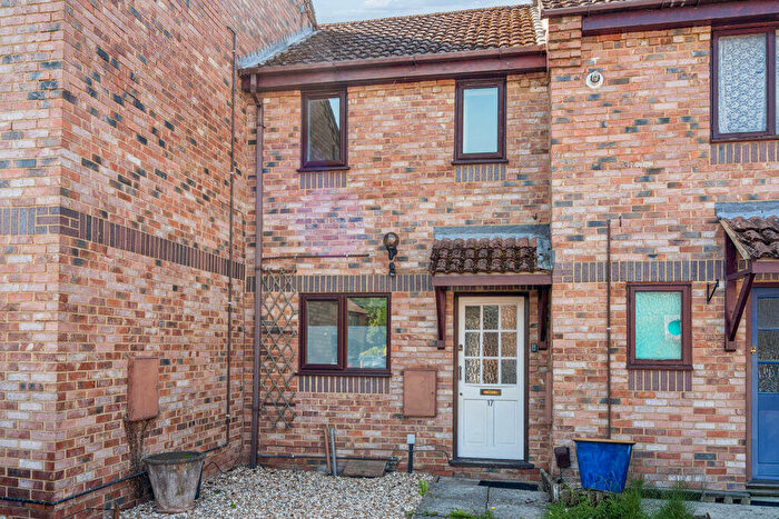 1 Bedroom Terraced House To Rent In Northfield Road, Maidenhead, SL6