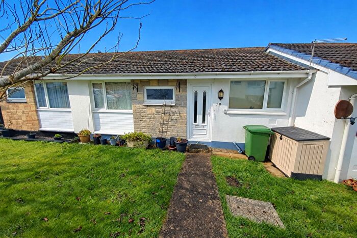 2 Bedroom Bungalow For Sale In Beech Bank, Bideford, EX39