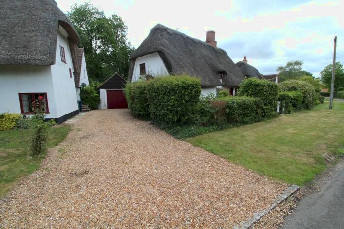 3 Bedroom Cottage To Rent In Dove Cottage, High Street, Croxton, St Neots, PE19