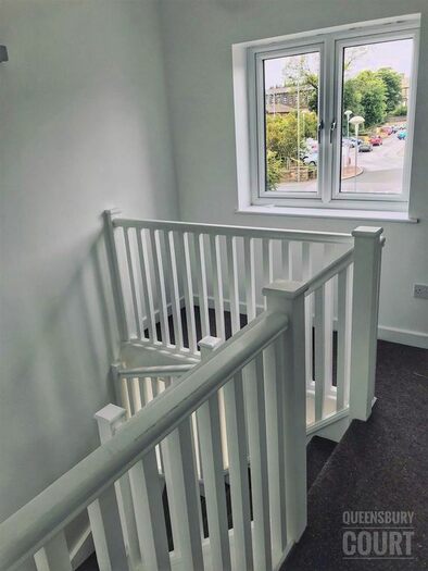 4 Bedroom Flat To Rent In Queensbury Court, Brighouse Road, Queensbury, BD13