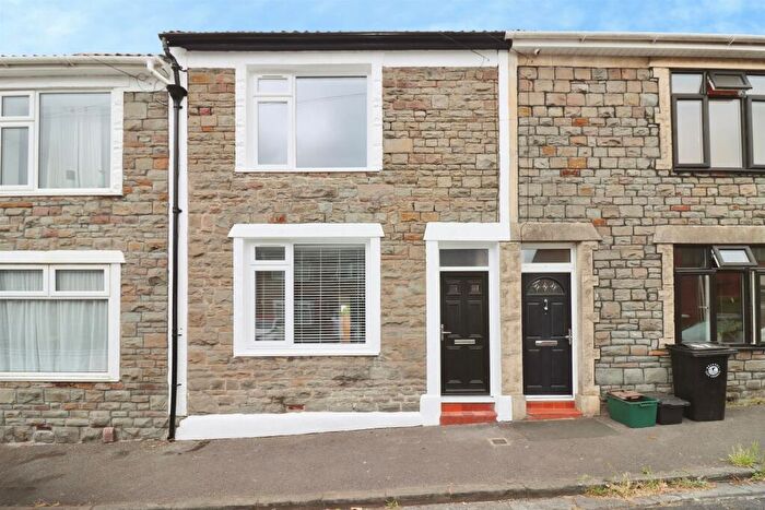 3 Bedroom Terraced House For Sale In Primrose Lane, Bristol, BS15
