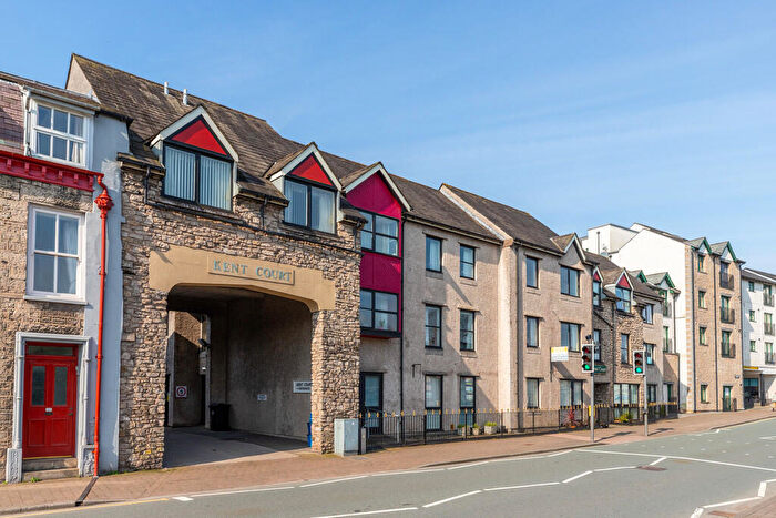 1 Bedroom Flat For Sale In Kent Court, Kendal, LA9