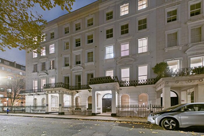 1 Bedroom Flat For Sale In Craven Hill Gardens, Westminster, W2