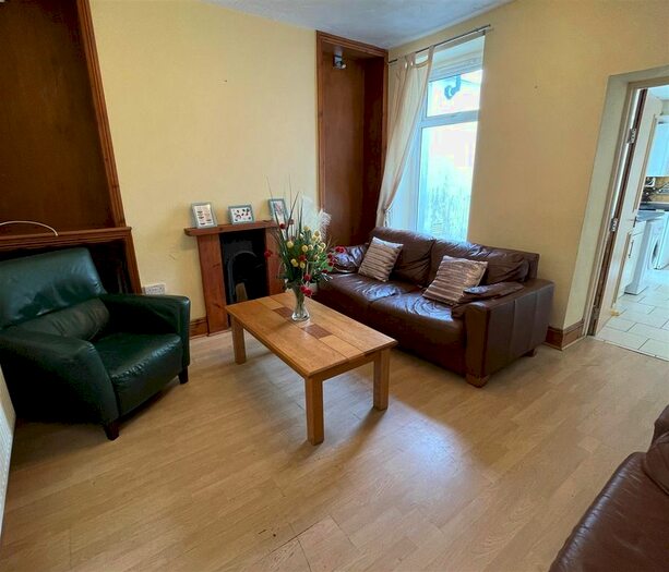 4 Bedroom Terraced House To Rent In Letty Street, Cathays, Cardiff, CF24