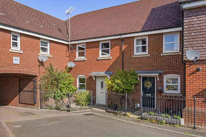 2 Bedroom Terraced House To Rent In School Close, Downley, HP13