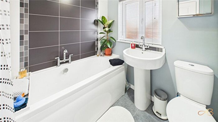 4 Bedroom Detached House For Sale In St Nicholas Gardens, Yarm, TS15
