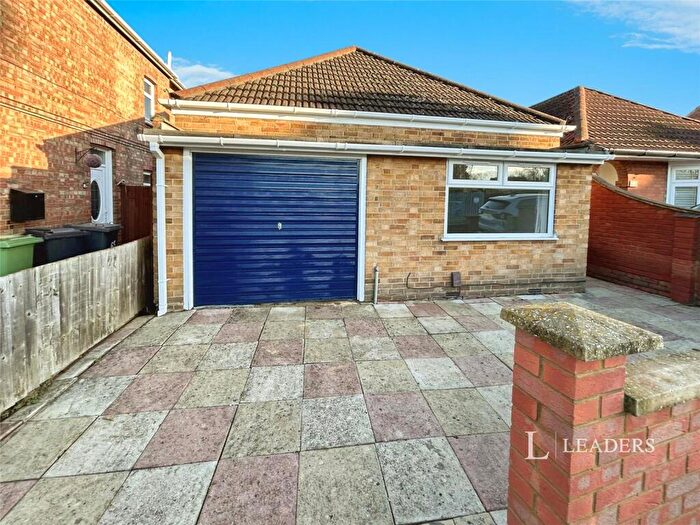 3 Bedroom Bungalow To Rent In St. Margarets Road, Peterborough, Cambridgeshire, PE2