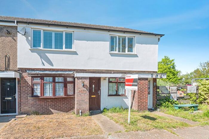 2 Bedroom Terraced House For Sale In Stirling Close, Rainham, RM13