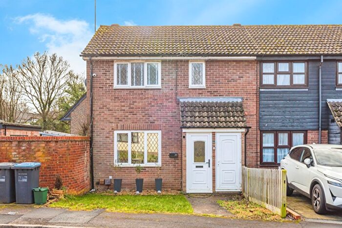 2 Bedroom End Of Terrace House For Sale In Chiltington Close, Burgess Hill, RH15