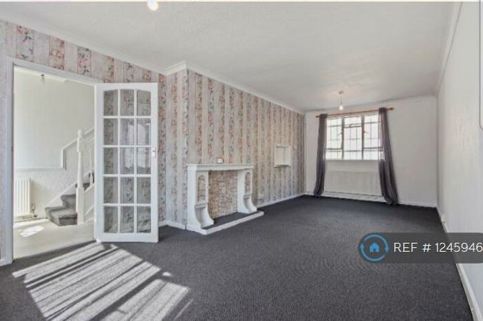 3 Bedroom Terraced House To Rent In Fludyer Street, London, SE13