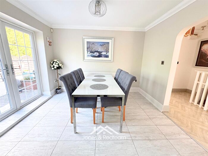 4 Bedroom Detached House For Sale In Gwellyn Avenue, Kinmel Bay, LL18