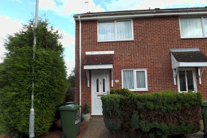 2 Bedroom End Of Terrace House To Rent In Tennyson Way, Thetford, IP24