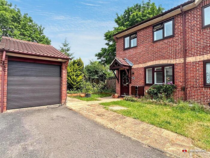 3 Bedroom Semi-Detached House For Sale In Mozart Close, Basingstoke, RG22