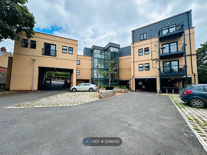 2 Bedroom Flat To Rent In Sudbury, Sudbury, CO10