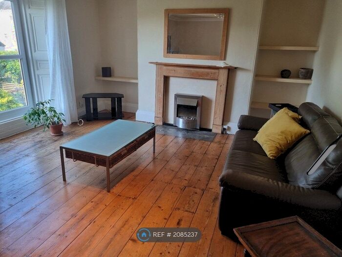 2 Bedroom Flat To Rent In Albert Road, Plymouth, PL2