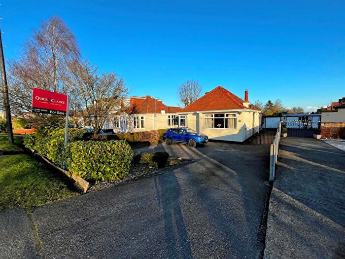 3 Bedroom Detached Bungalow For Sale In Hull Road, Woodmansey, Beverley, HU17