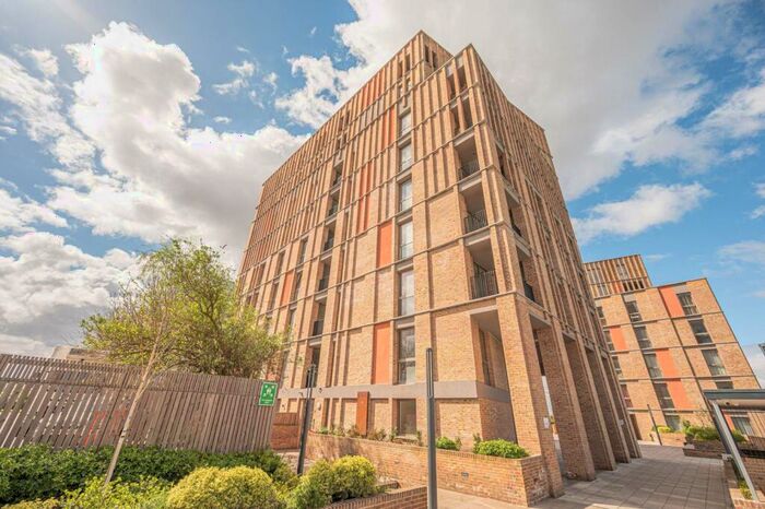 2 Bedroom Flat To Rent In Dollis Hill, Dollis Hill, London, NW10