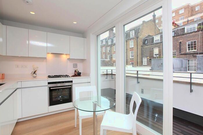 1 Bedroom Flat To Rent In Castlereagh Street, London, W1H
