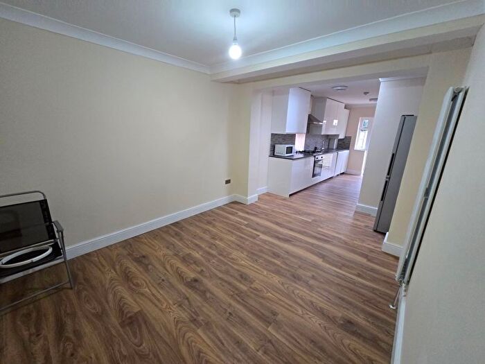 3 Bedroom Property To Rent In Kirkland Avenue, Clayhall, Ilford, IG5