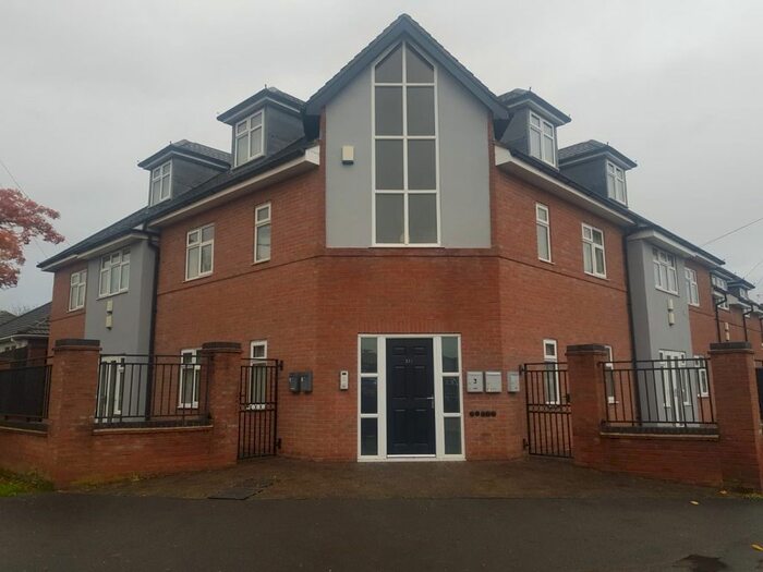 2 Bedroom Flat To Rent In Derby Road, Bramcote, Nottingham, NG9