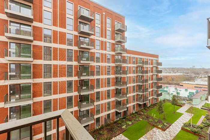 2 Bedroom Apartment To Rent In Henshaw Parade, The Hyde, London, NW9