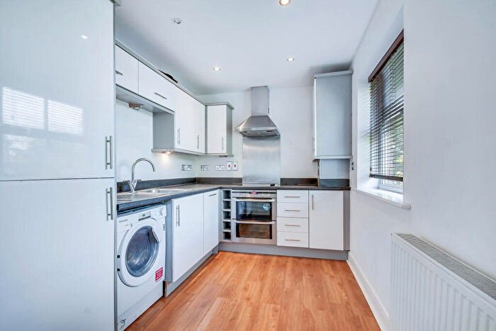 2 Bedroom Flat For Sale In Elias House, Brentwood, CM14