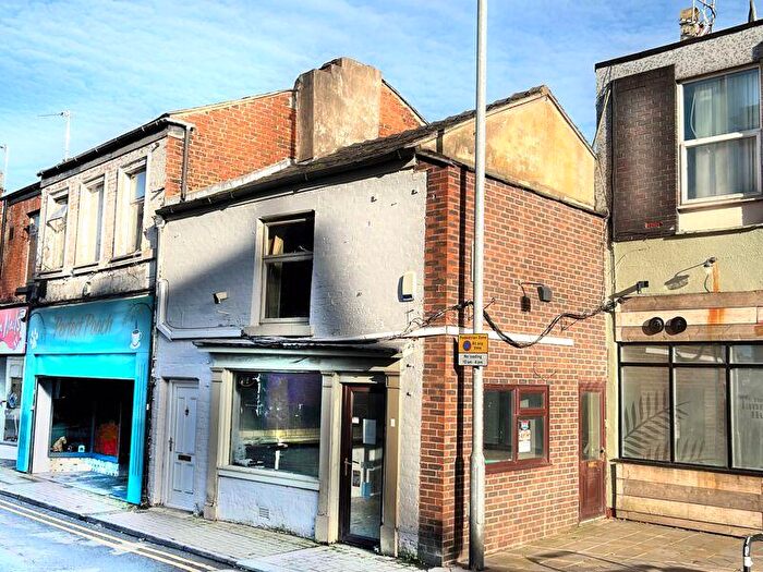 Detached House To Rent In Mill Street, Congleton Town Centre, CW12