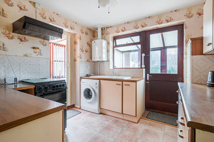 2 Bedroom Detached Bungalow For Sale In Wylye Road, Warminster, BA12