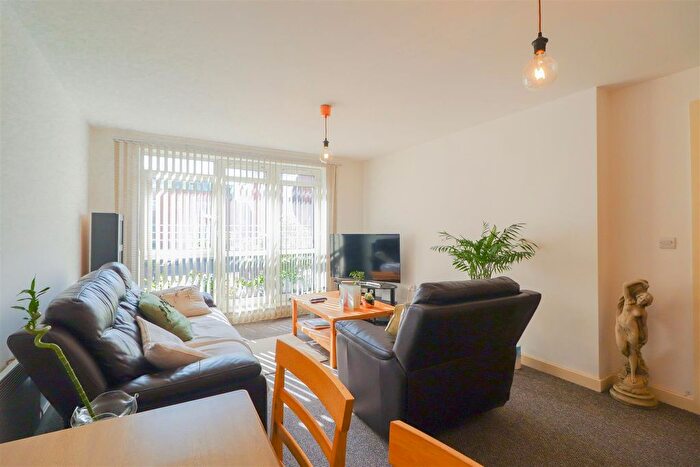 2 Bedroom Flat To Rent In Beauchamp House, City Centre, Coventry, CV1
