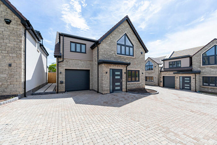 4 Bedroom Detached House For Sale In Cross Keys Court, Bristol, BS15