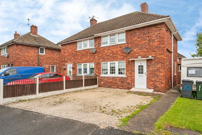 2 Bedroom Semi-Detached House For Sale In Haynes Close, Thorne, Doncaster, DN8